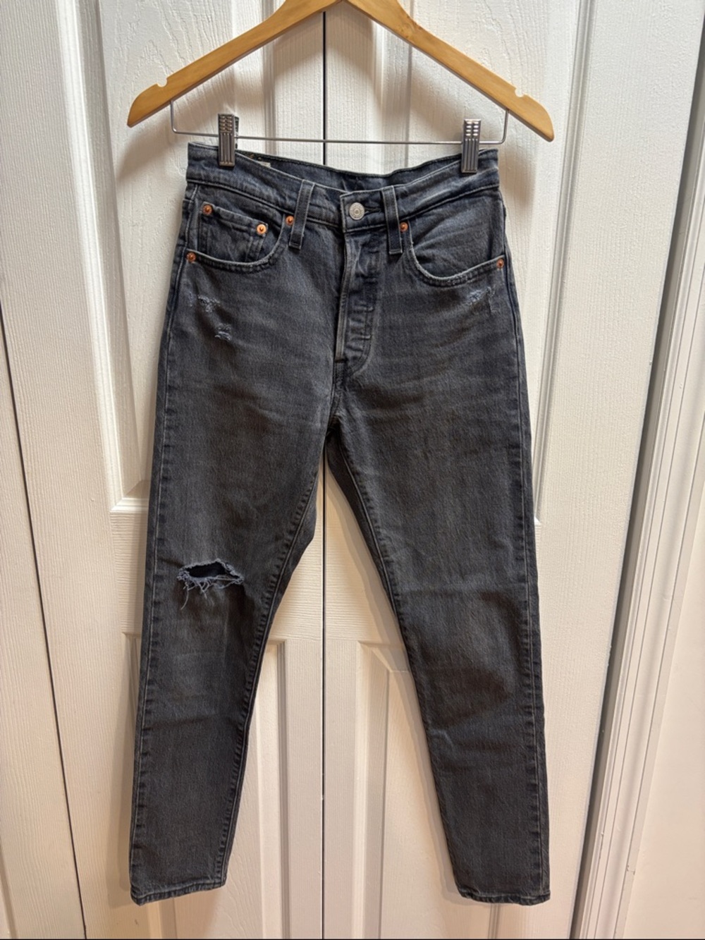 Levi's 501 Skinny Jeans in Washed Black/grey
